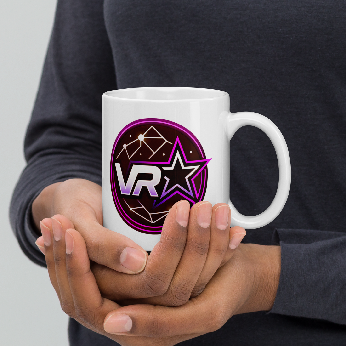White glossy VR STARZ RED mug