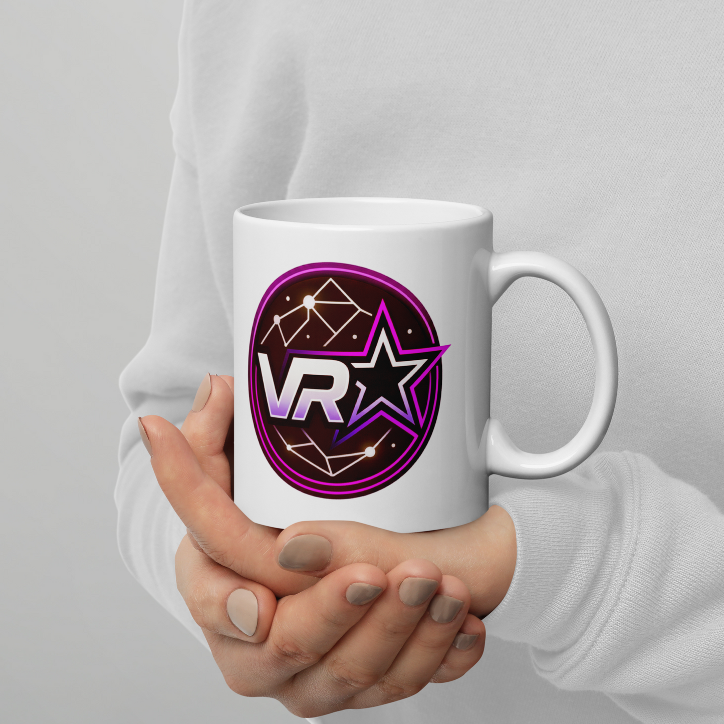 White glossy VR STARZ RED mug